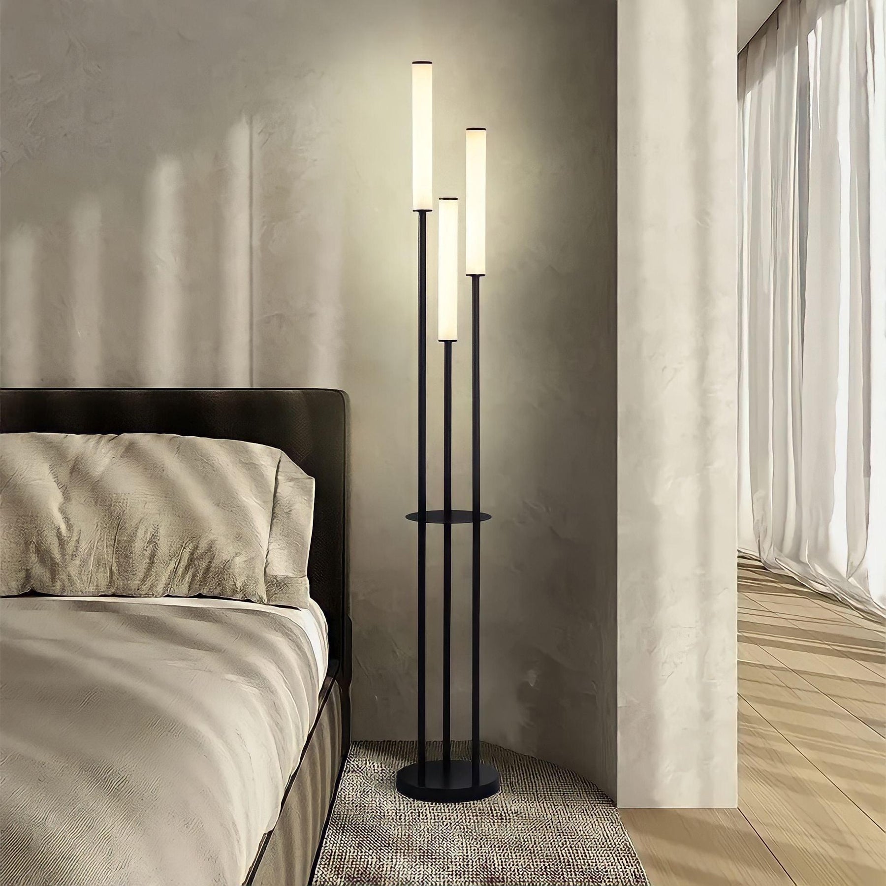 Drievoudige vloerlamp in modern design