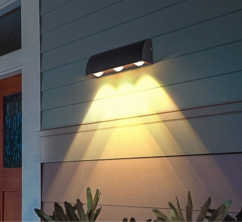 Waterproof LED outdoor wall light 