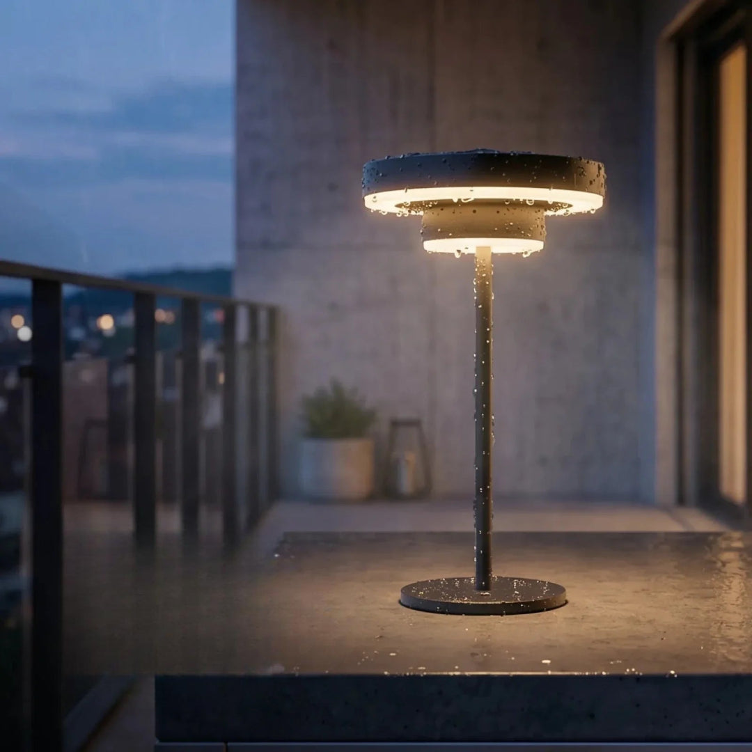 Lissera Minimalistisch Metall Solar-Tischleuchte
