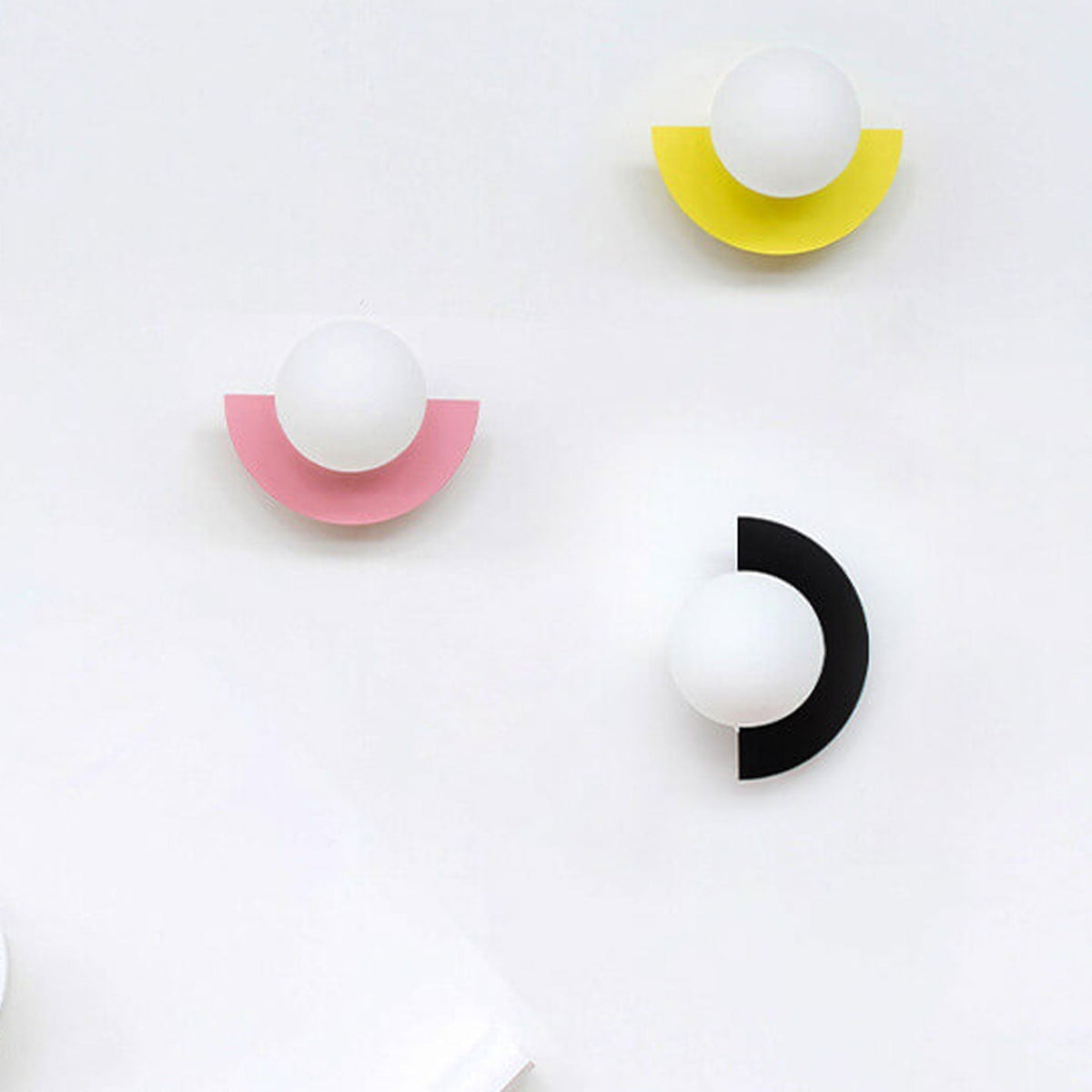 Wendora Bauhaus Metall Wandleuchte