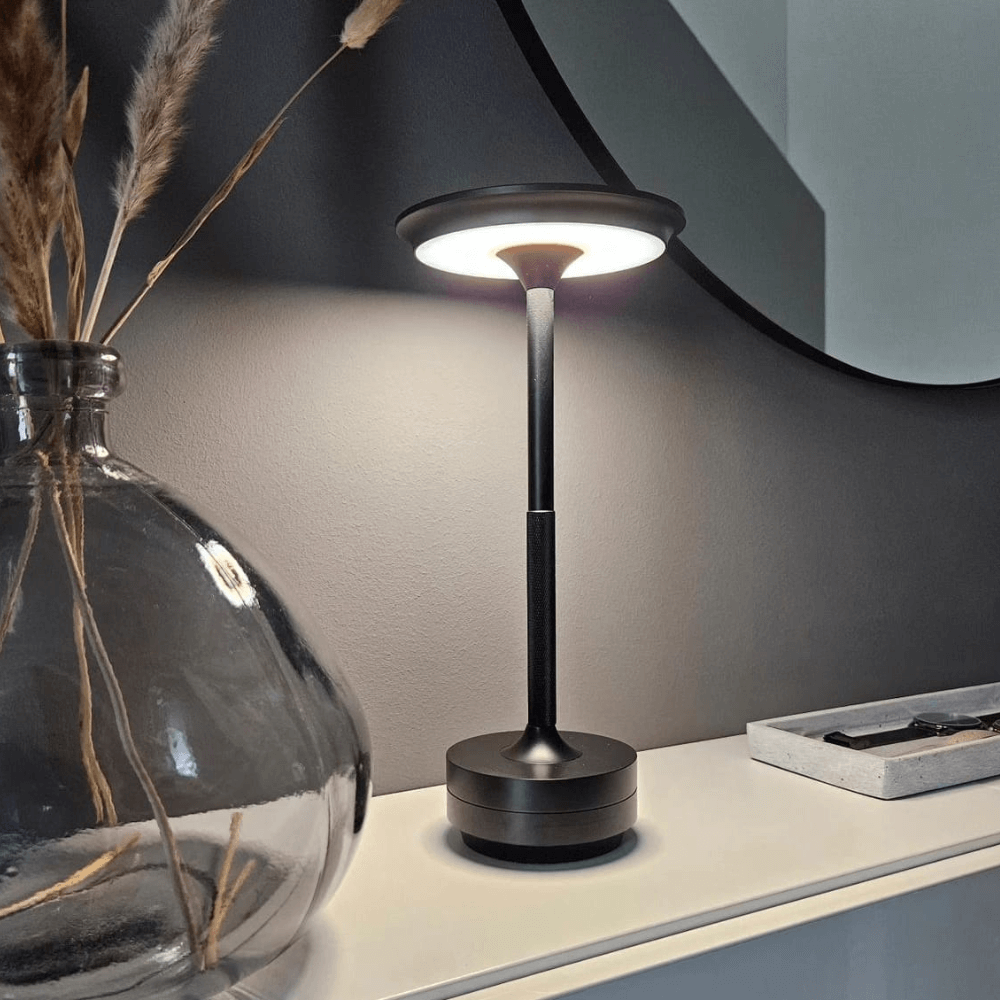 Jorvella Minimalistisch Aluminium Akku-Tischleuchte