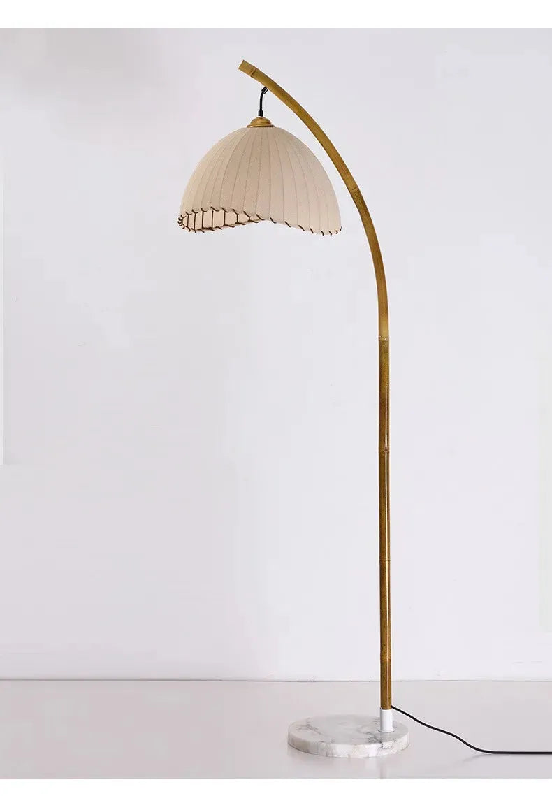Vintage Bambus-Stehlampe – Retro-Design mit warmem Licht-Aster Selection