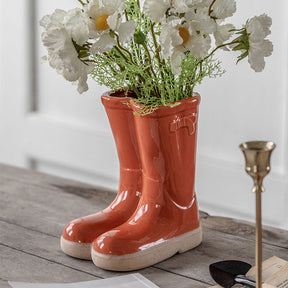 Keramikvase in Gummistiefel-Optik